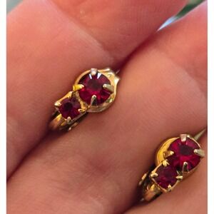 Garnet Colored Red Gemstone Earrings Goldtone Vintage Clips